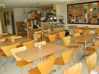 Ibeurohotel Expo Hotel 3*