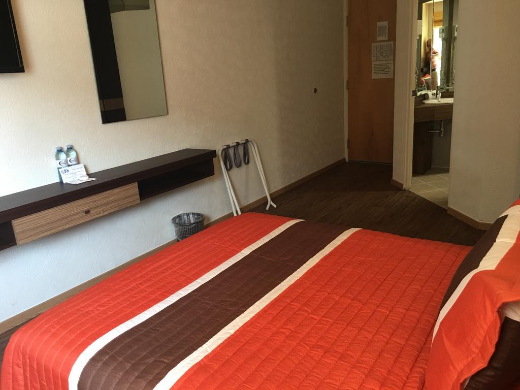 Hotel Ibeurohotel Expo